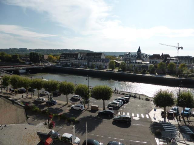 Trouville Sur Mer Vue Sur La Touque Luaran gambar